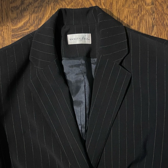 Vanity Fair Gold Stritched Blazer - Picture 3 of 9